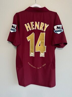 Vintage Arsenal 2005/2006 Henry Highbury home maroon jersey